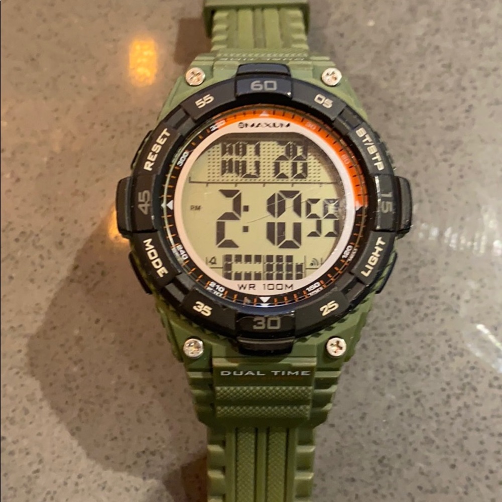 Men’s maxum digital watch WR100m